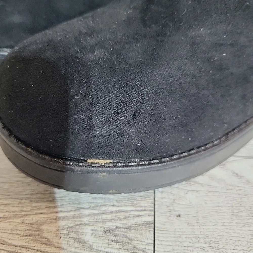 GBG Los Angeles Size 7M Black Faux Fur Lined Winter Ankle Boots Tie Accent‎